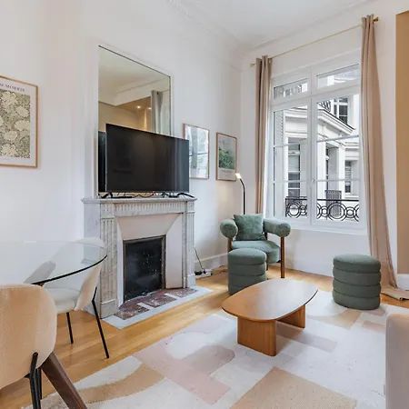 Charm&standing With 2 Bedrooms Close To Trocadéro Appartamento *