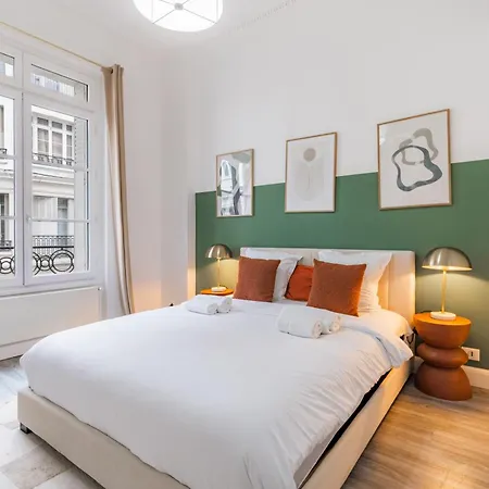 Charm&standing With 2 Bedrooms Close To Trocadéro * Parigi